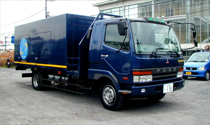 150KVA×2-UG type1 | 特殊防音電源車 | 製品情報 | MITSUHO